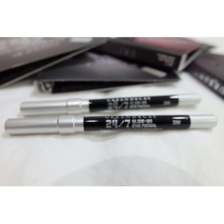 Urban Decay24/7 Glide-On Eye Pencil in Zero Travel size