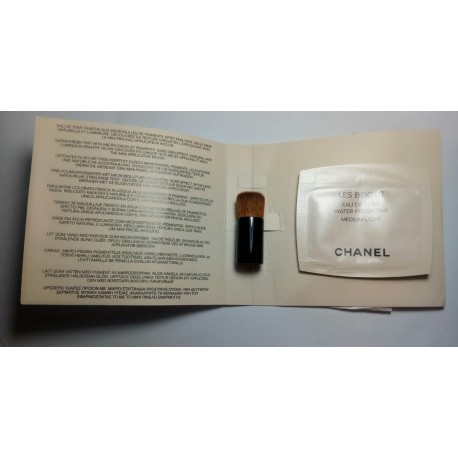 Chanel Les beiges water  fresh Tint medium Light 0,9ml + brush
