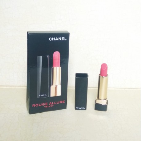 Chanel Rouge Allure Velvet Luminous Matte Lip Colour - La Favorite