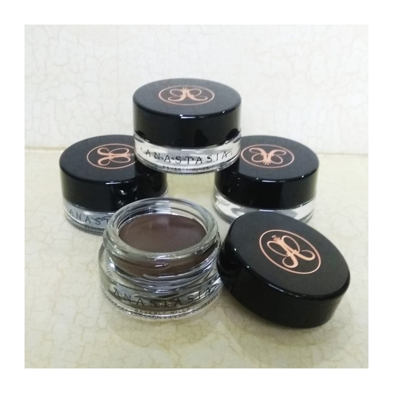 Pomade hills anastasia beverly dipbrow How to