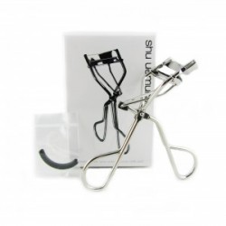 Shu Uemura Eyelash Curler With One extra Silicone Refill Pad
